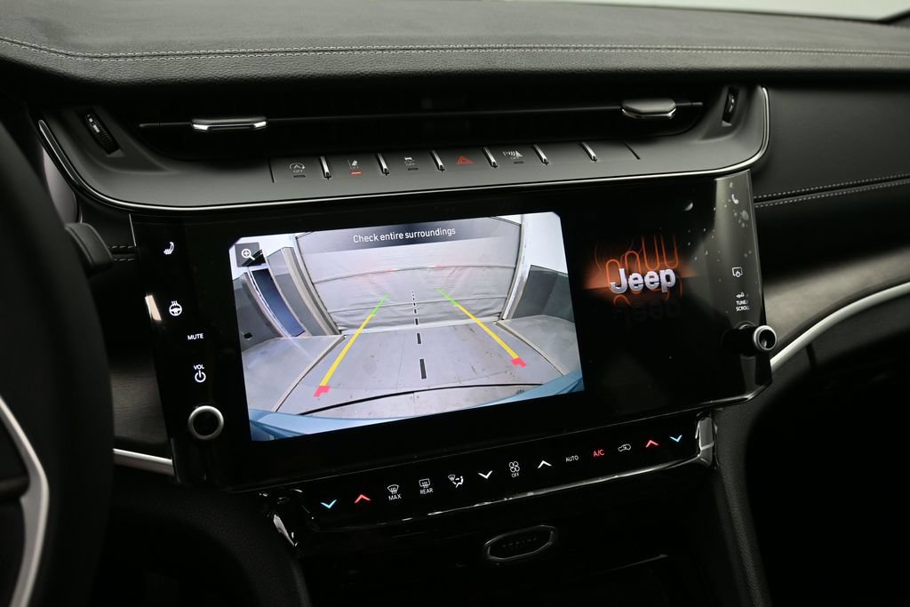 New 2027 Jeep Grand Cherokee Limited AWD/4WD image 16