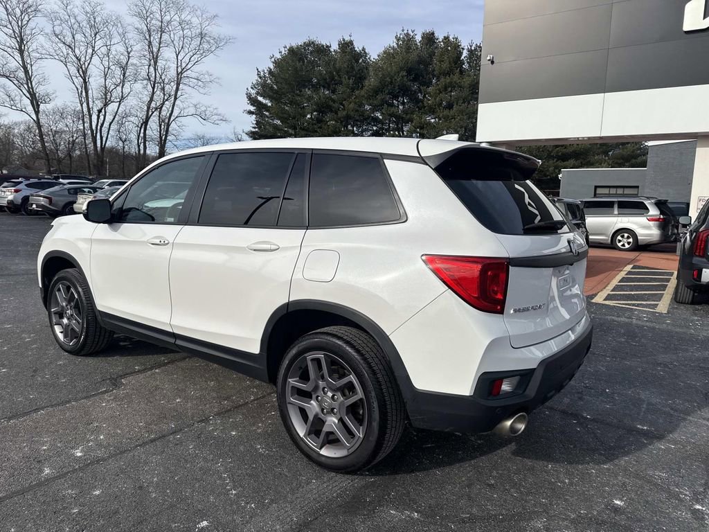 Used 2023 Honda Passport EX-L image 3