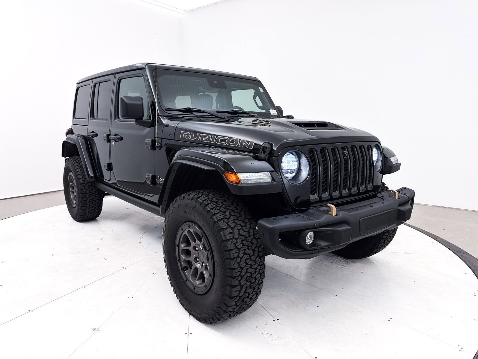 Used 2023 Jeep Wrangler Unlimited Rubicon 392 w/ Xtreme Recon 35" Tire Package image 16