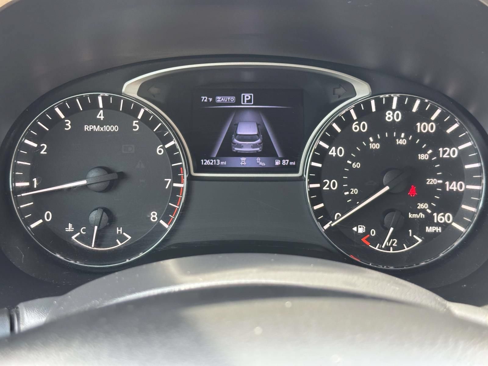 Used 2017 Nissan Pathfinder Platinum w/ Family Entertainment Package AWD/4WD image 19