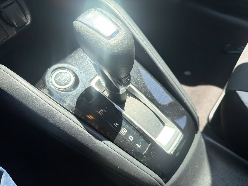 Used 2020 Nissan Versa SV FWD image 20