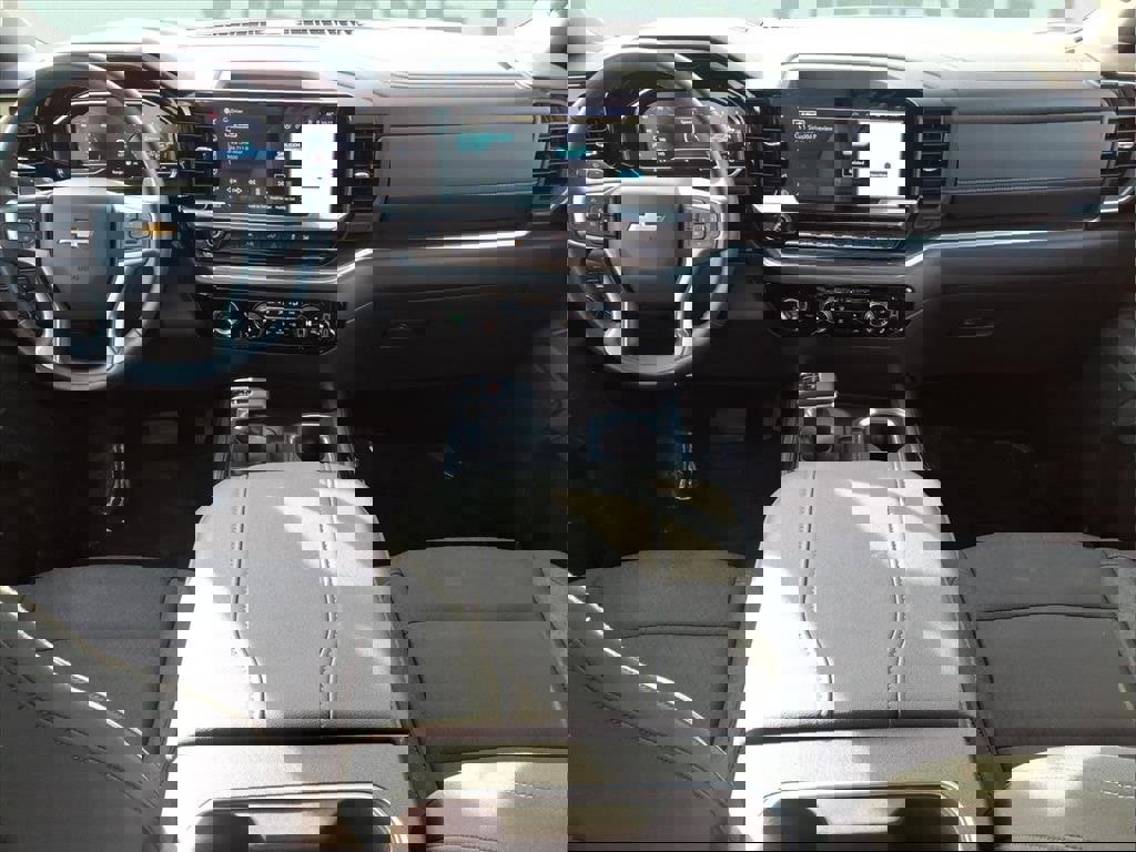 Used 2023 Chevrolet Silverado 1500 LT image 12