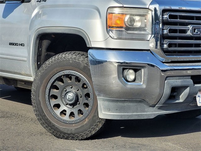 Used 2015 GMC Sierra 2500 SLE w/ SLE Preferred Package image 3