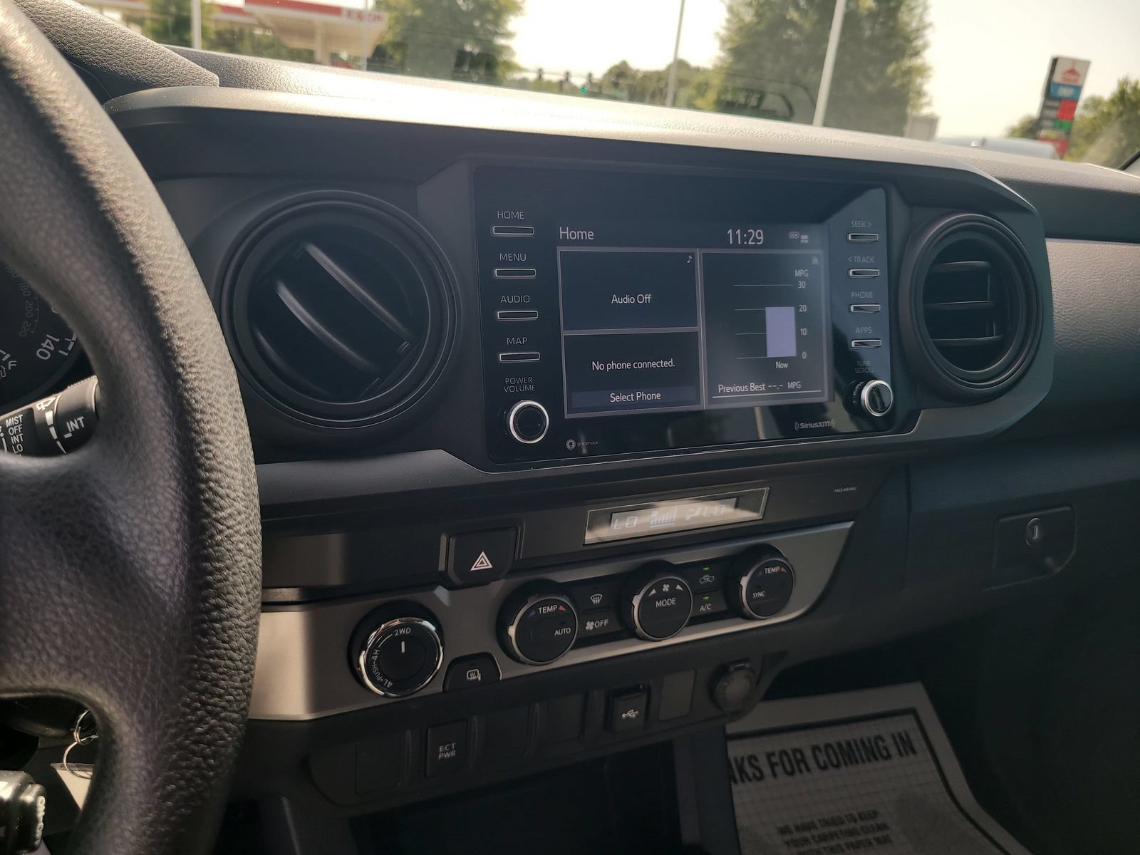 Used 2022 Toyota Tacoma SR AWD/4WD image 17