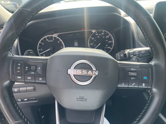 Used 2025 Nissan Rogue SV AWD/4WD image 19