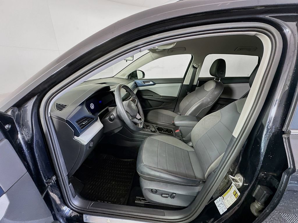 Used 2022 Volkswagen Taos SE image 20