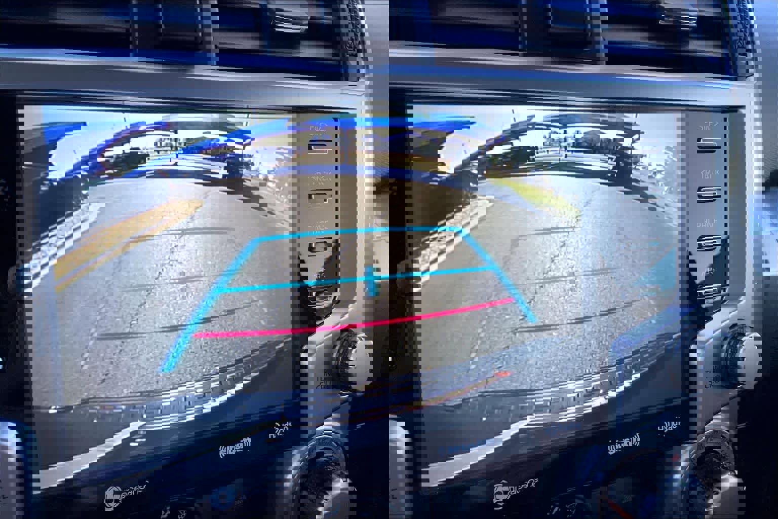 Used 2020 Toyota 4Runner SR5 Premium w/ Moonroof Package AWD/4WD image 27