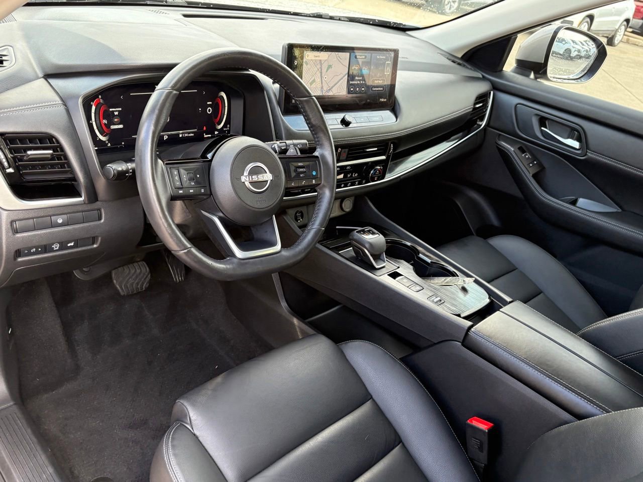 Certified 2024 Nissan Rogue SL w/ SL Premium Package FWD image 15