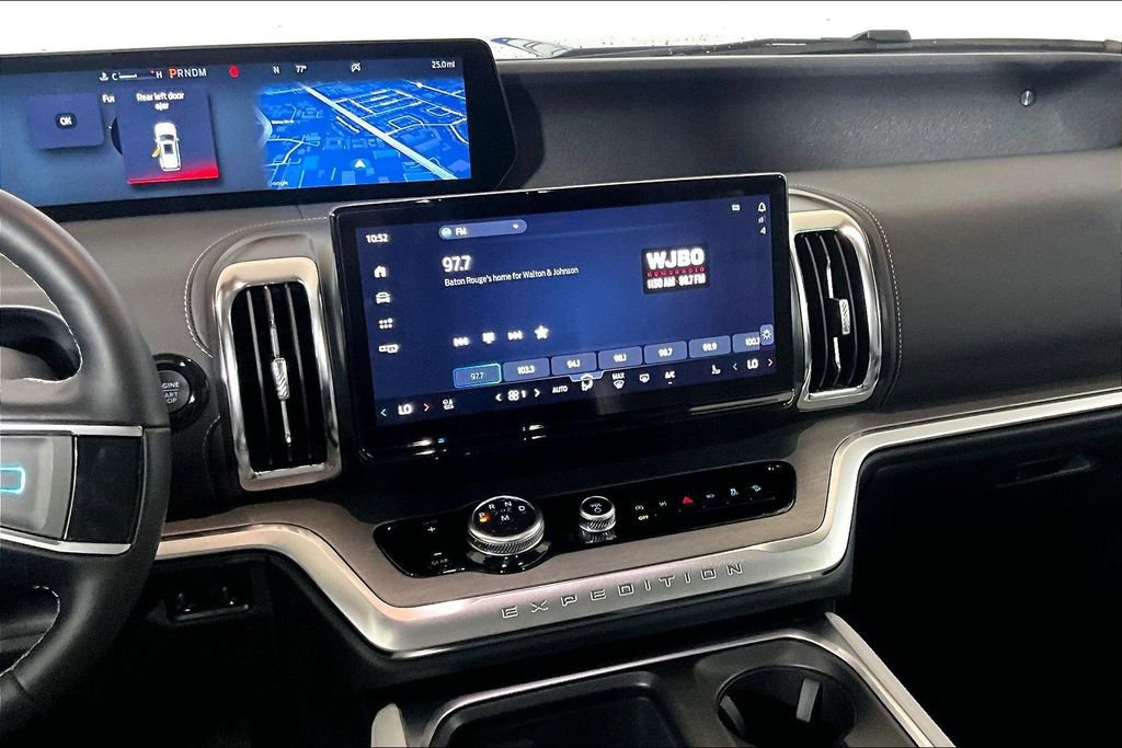 New 2026 Ford Expedition Max Platinum w/ Driver's Package image 7