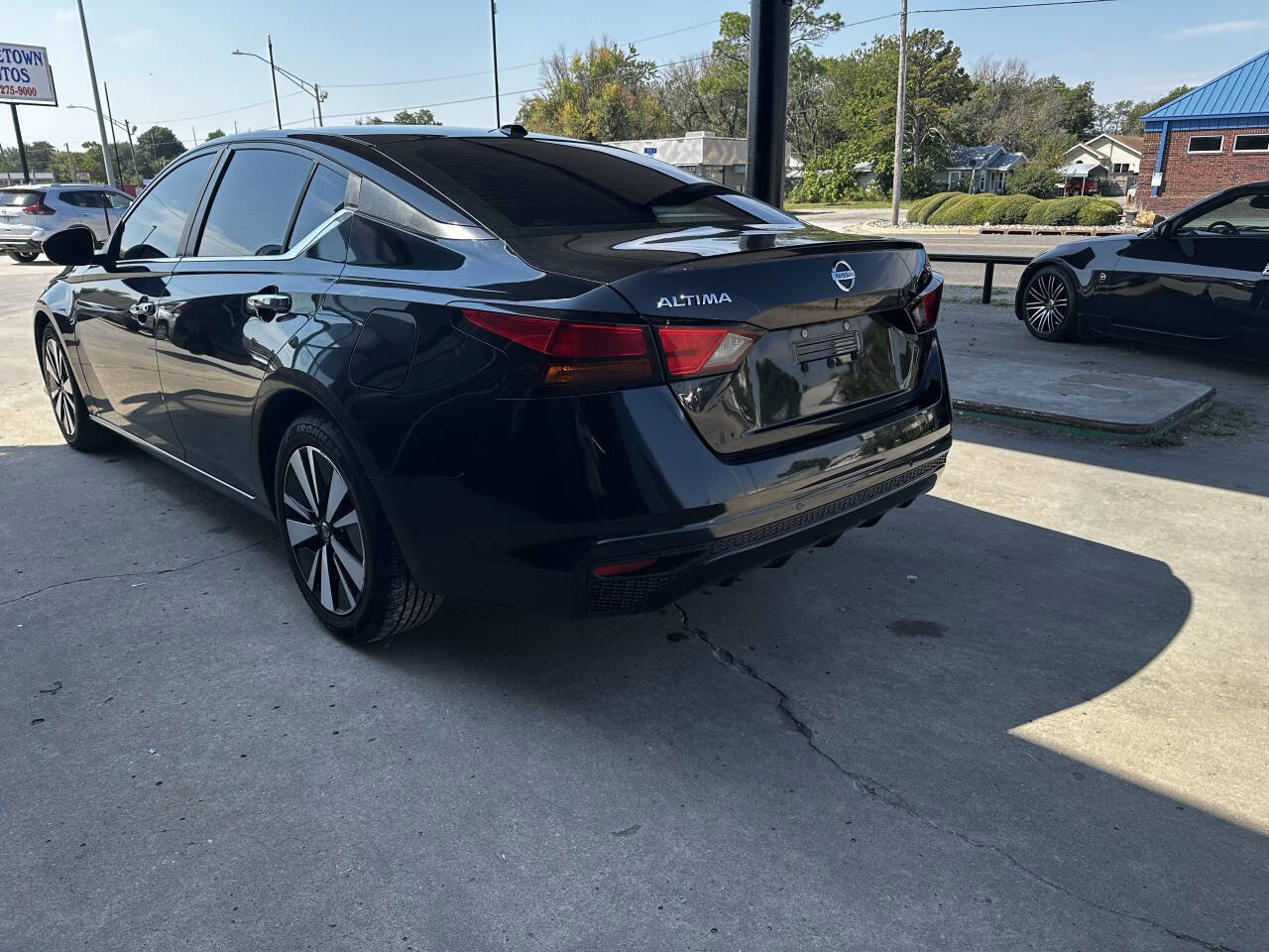 Used 2021 Nissan Altima 2.5 SV image 6