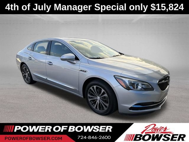 Used 2017 Buick LaCrosse Essence w/ Sun and Shade Package FWD image 4