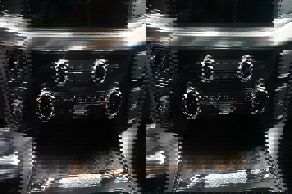 Used 2023 Ford F150 Lariat w/ Bed Utility Package AWD/4WD image 11