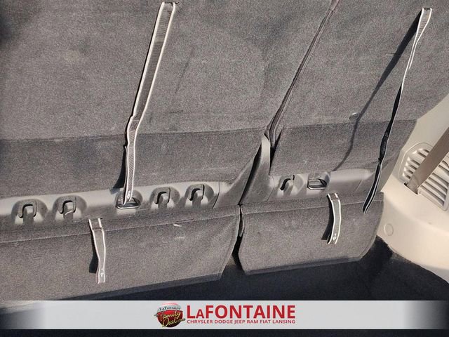 Used 2024 Chrysler Pacifica Touring-L image 28