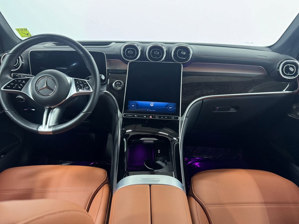 Used 2024 Mercedes-Benz GLC 300 4MATIC image 27