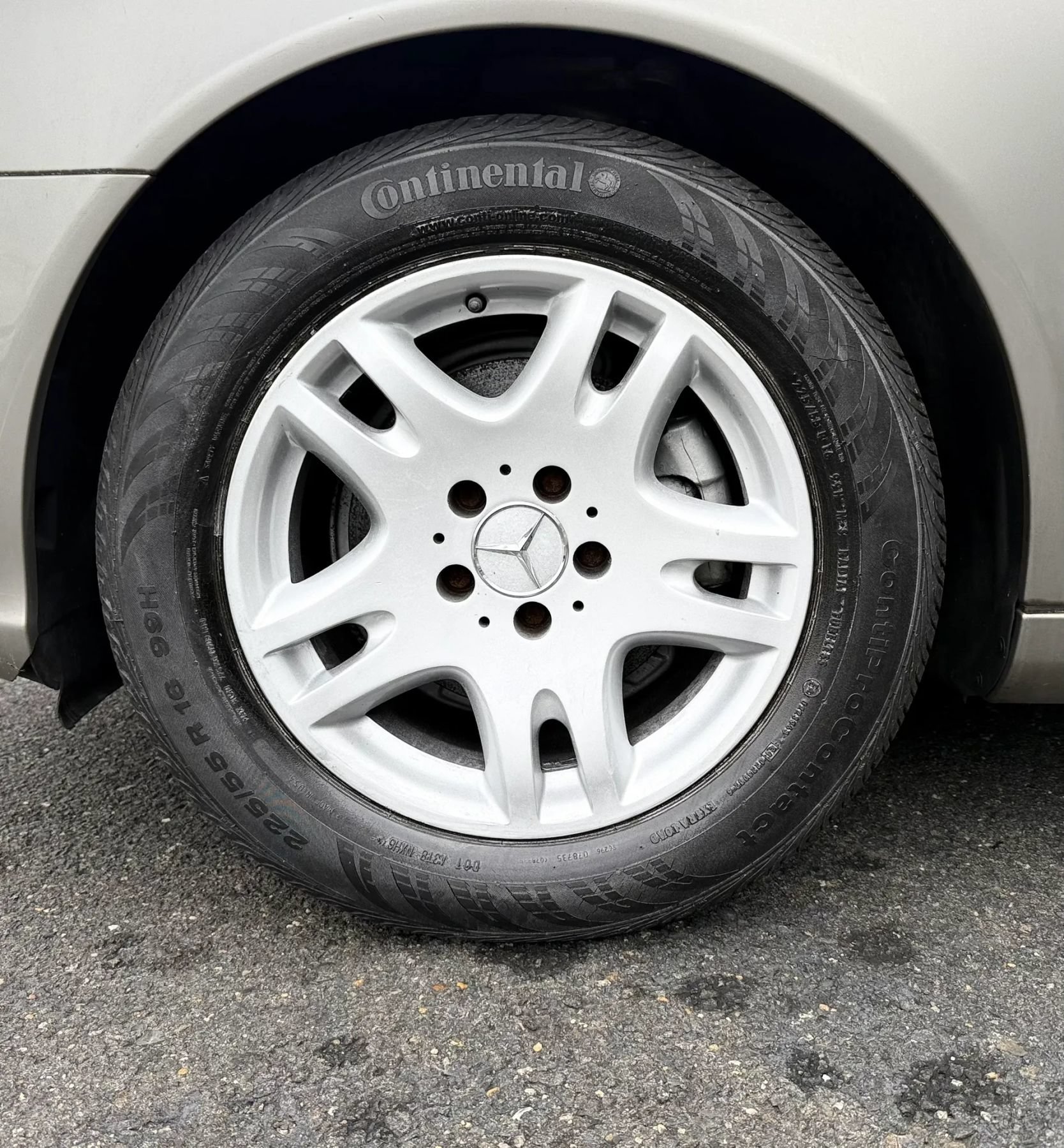 Used 2004 Mercedes-Benz E 320 Sedan image 43