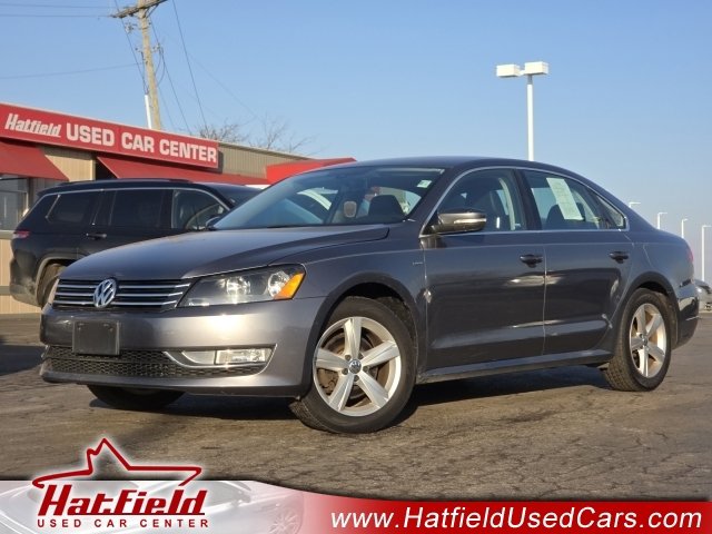 Used 2015 Volkswagen Passat 1.8T Limited Edition image 1