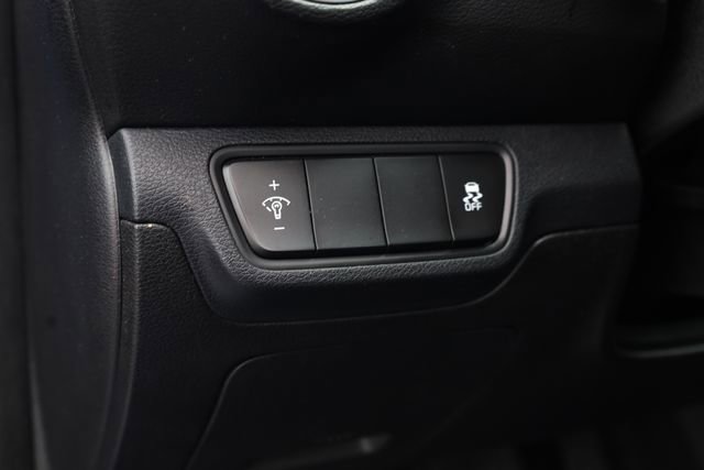 Used 2023 Kia Forte LXS image 12