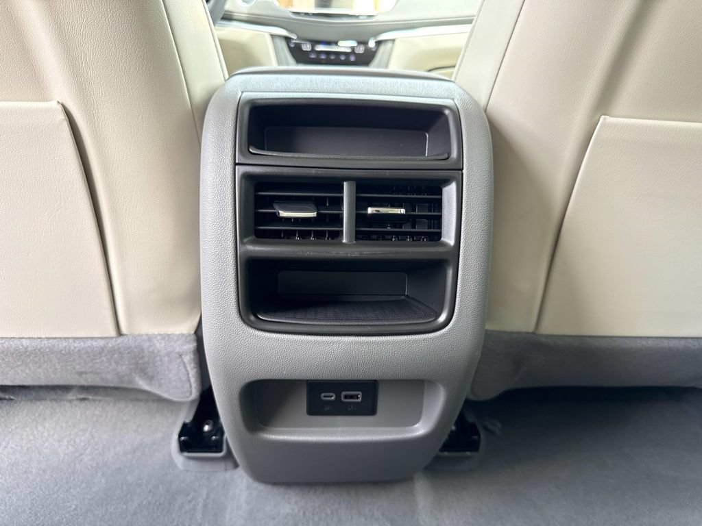 New 2026 Cadillac XT5 Premium Luxury FWD image 16