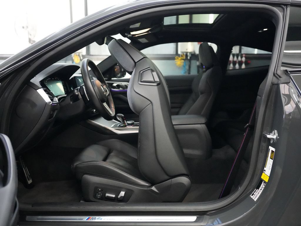 Used 2022 BMW M4 Competition w/ Executive Package RWD image 30