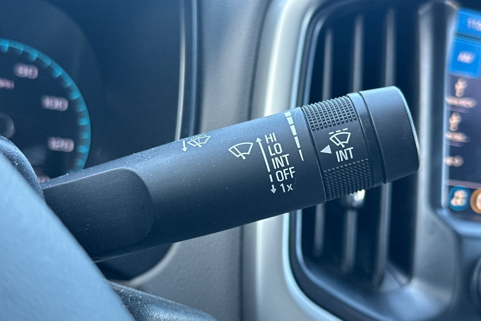 Used 2019 Chevrolet Colorado LT AWD/4WD image 35