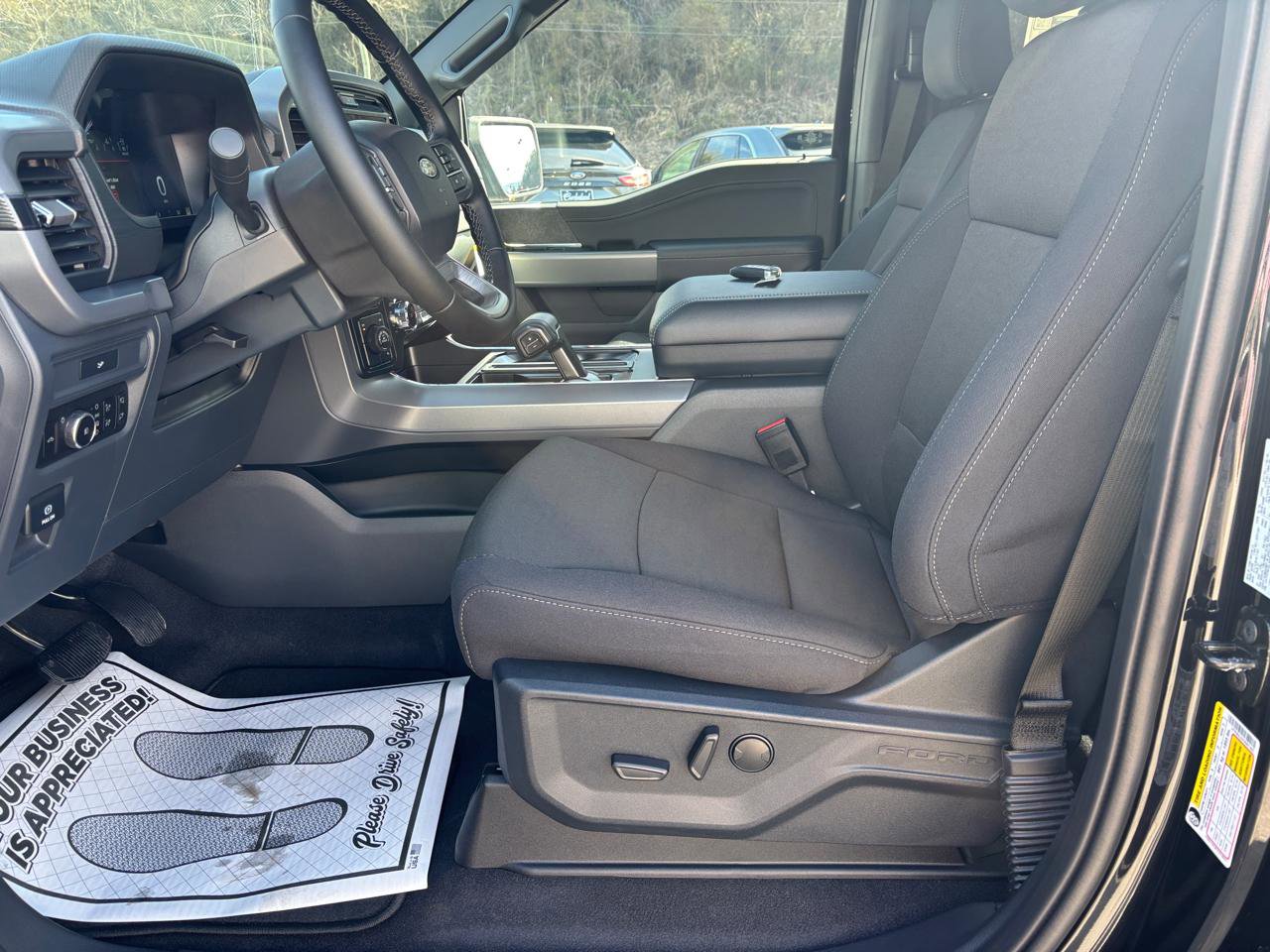 New 2026 Ford F150 XLT w/ Equipment Group 302A MID image 11