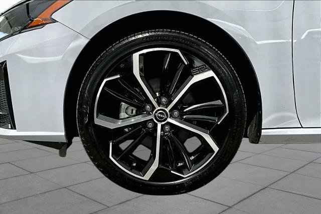 Certified 2024 Nissan Altima 2.5 SR FWD image 11