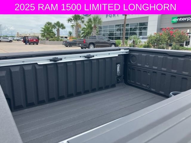 Used 2025 RAM 1500 Limited AWD/4WD image 19