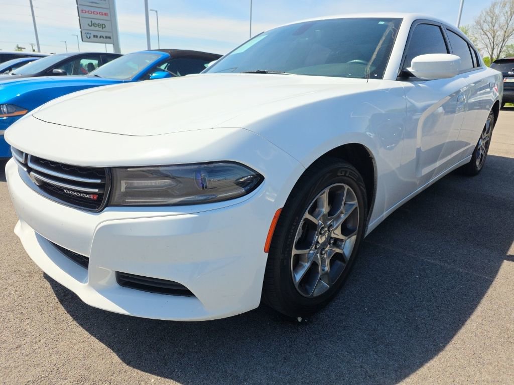 Used 2017 Dodge Charger SE w/ Popular Equipment Group image 1