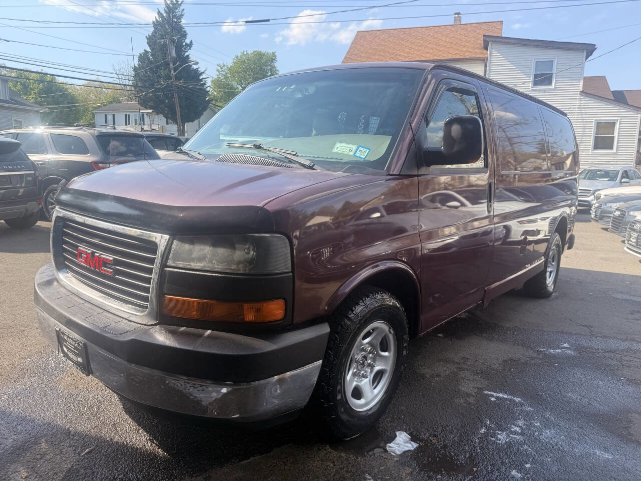 Used 2005 GMC Savana 1500 AWD image 2