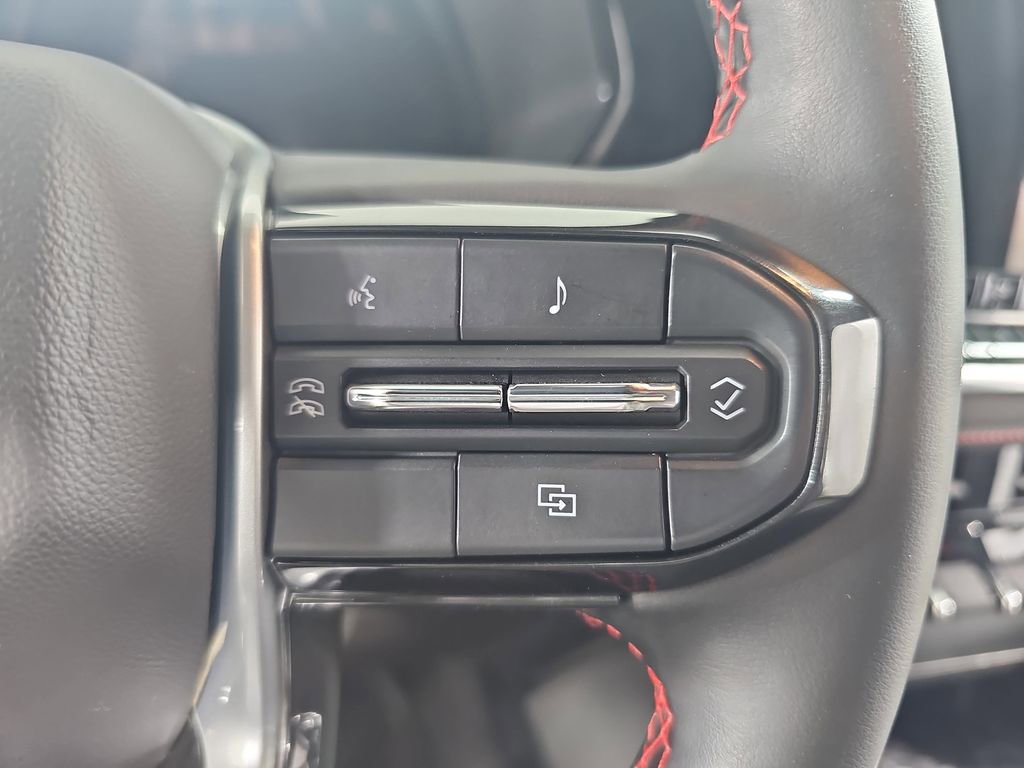 Certified 2023 Chevrolet Colorado Z71 w/ Z71 Convenience Package 2 image 23