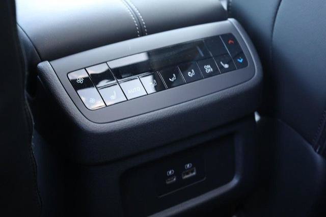 Certified 2025 Nissan Pathfinder SL w/ SL Premium Package AWD/4WD image 27