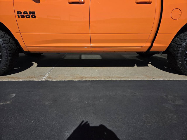 Used 2015 RAM 1500 Sport w/ Ignition Orange Sport Package AWD/4WD image 9
