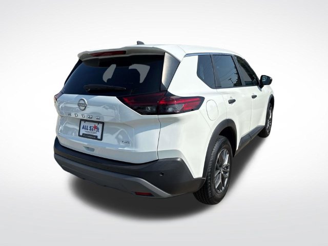 Used 2023 Nissan Rogue S AWD/4WD image 8