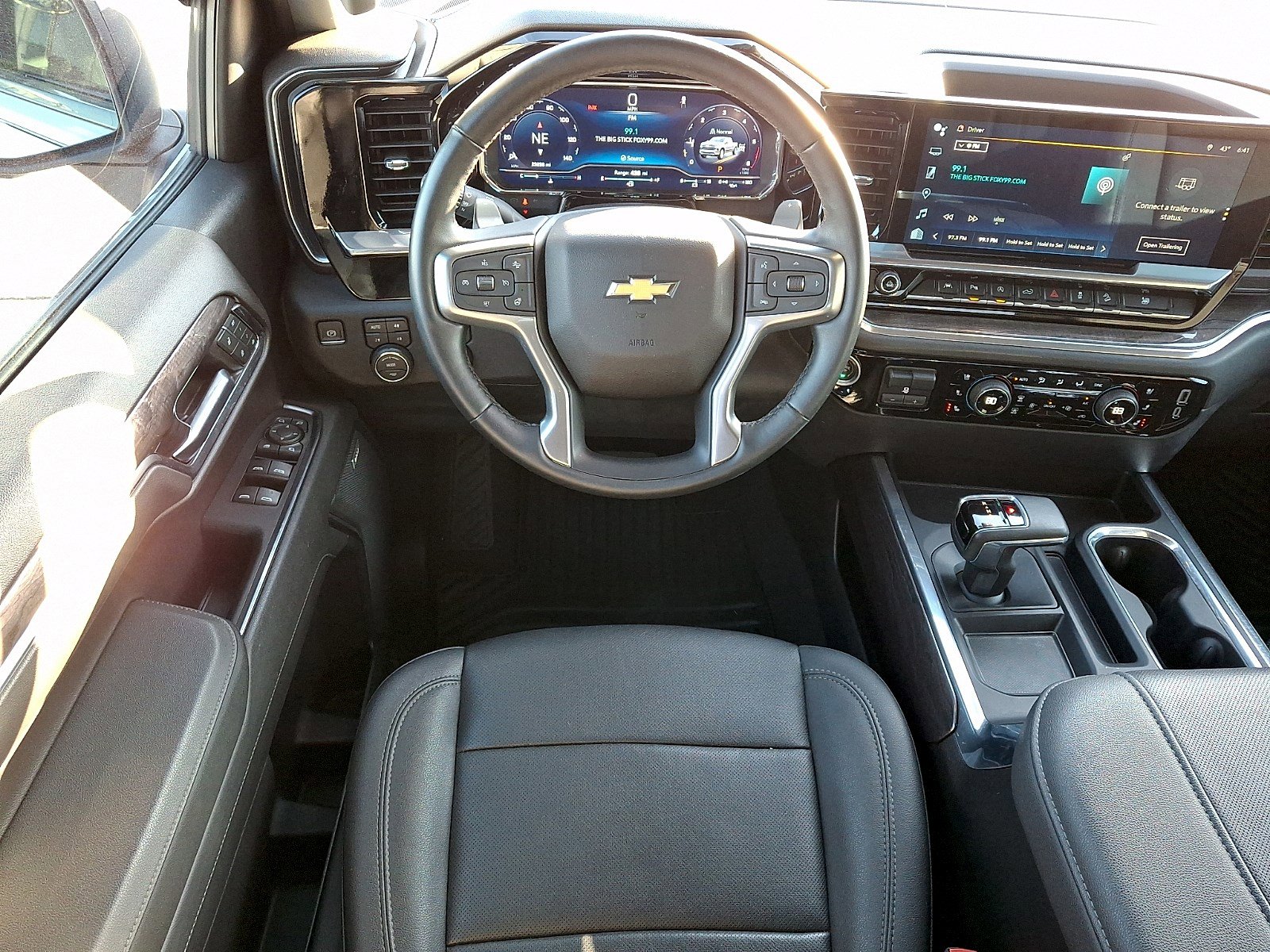 Used 2023 Chevrolet Silverado 1500 LTZ w/ Z71 Off-Road Package image 10