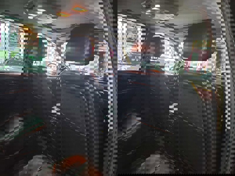 Used 2012 Chevrolet Suburban LTZ image 19