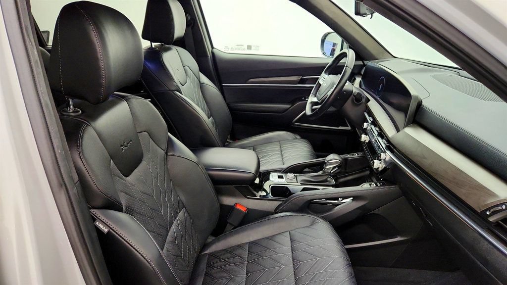 Used 2024 Kia Telluride SX Prestige X-Pro AWD/4WD image 25