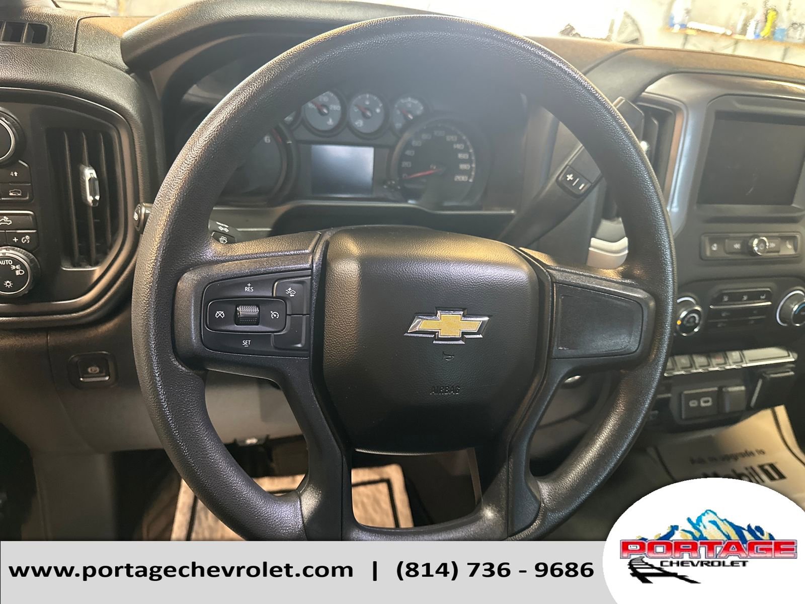 Used 2023 Chevrolet Silverado 1500 Custom image 16