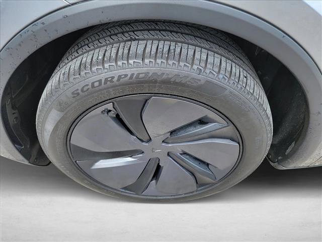 Used 2026 Tesla Model Y Long Range AWD/4WD image 9
