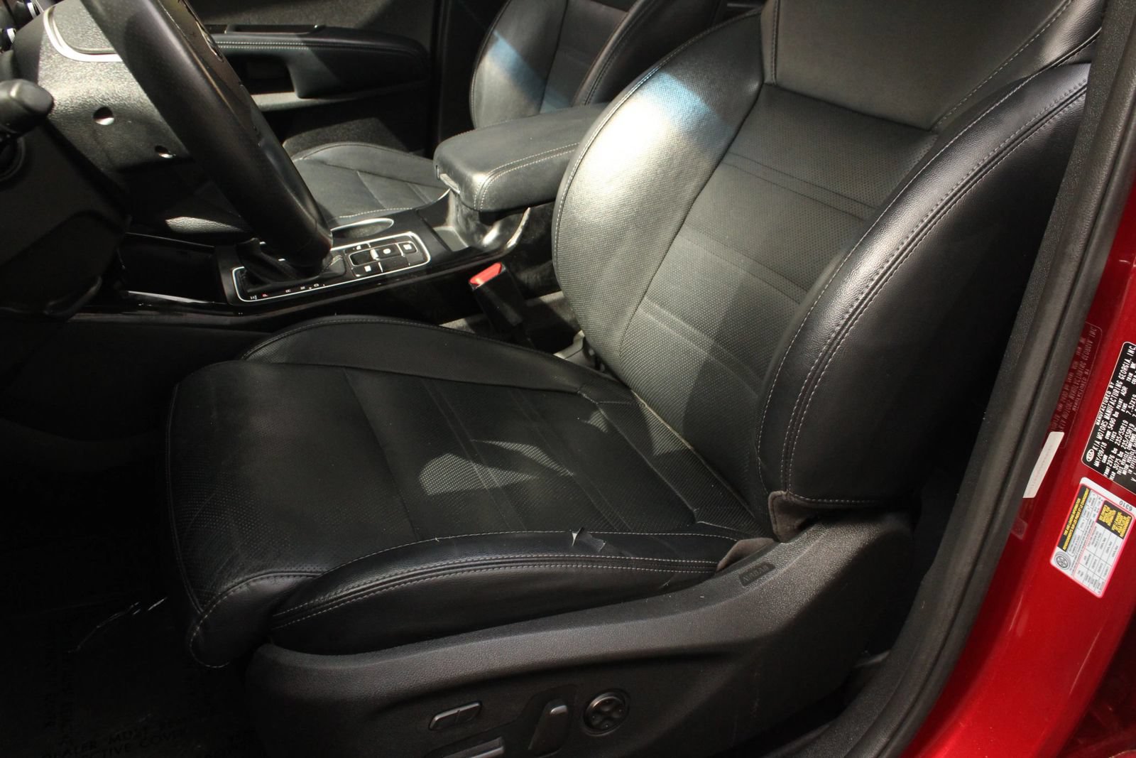Used 2019 Kia Sorento FWD image 17
