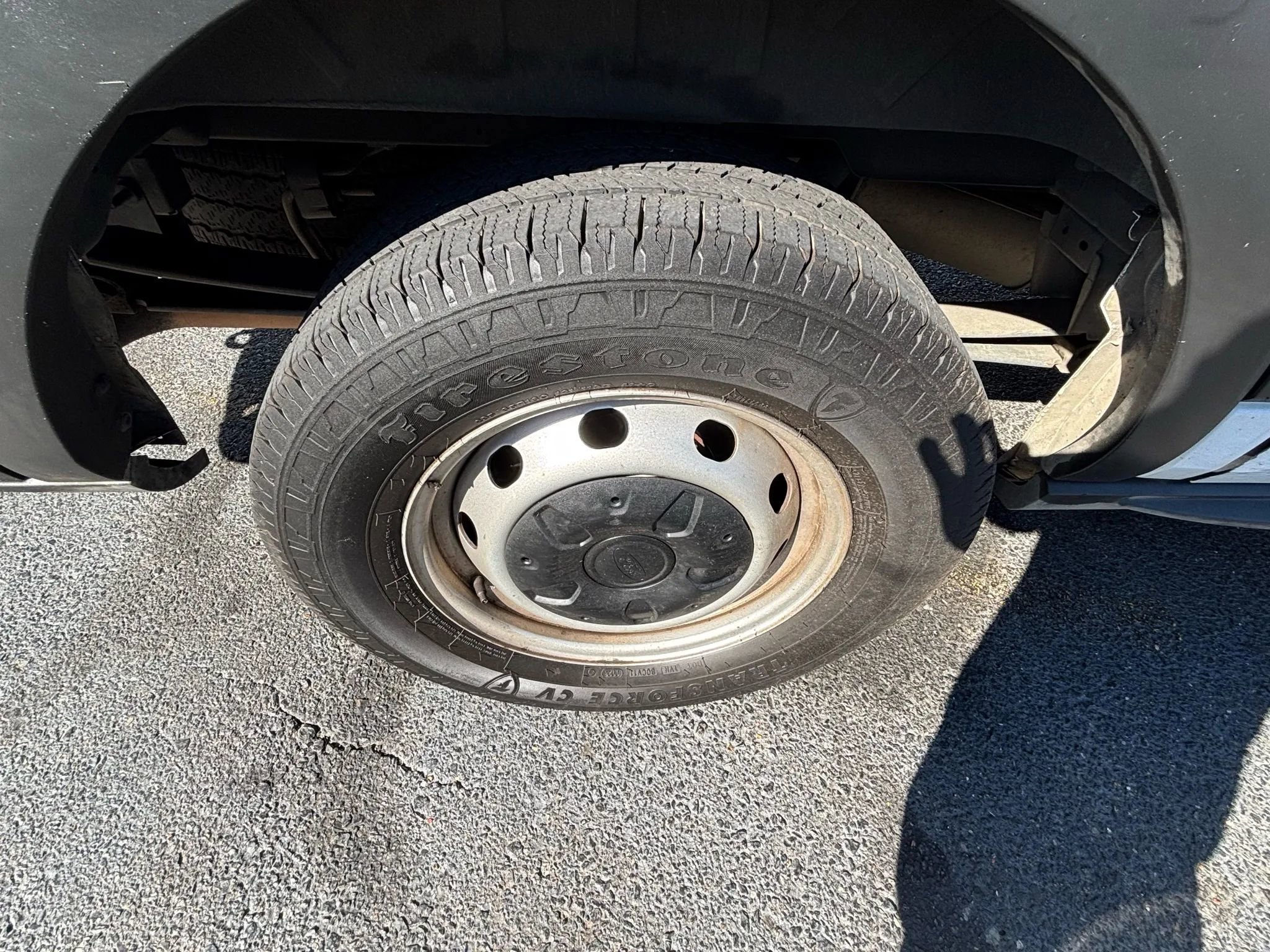 Used 2020 Ford Transit 150 Low Roof RWD image 19