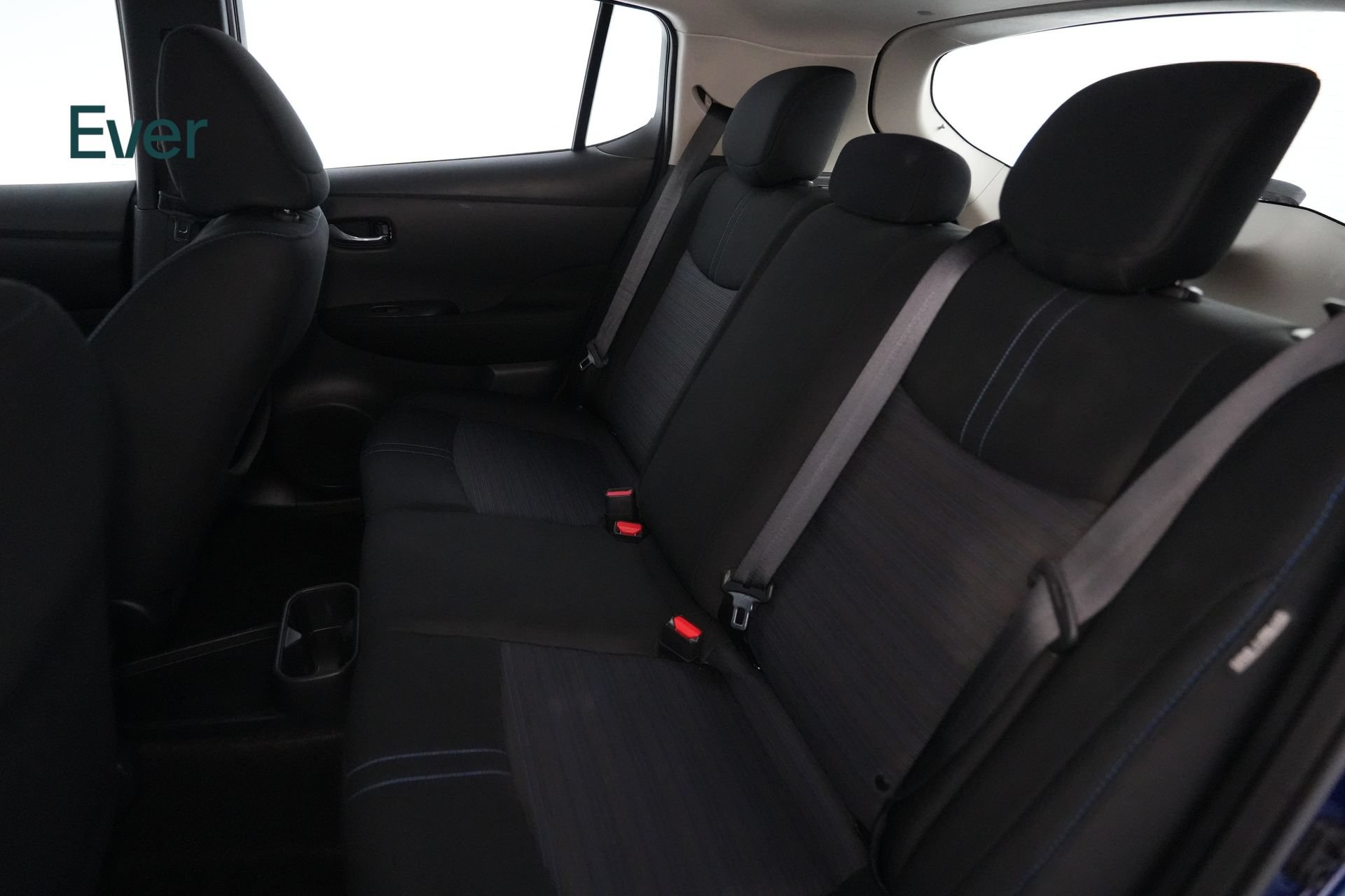 Used 2025 Nissan Leaf S FWD image 24
