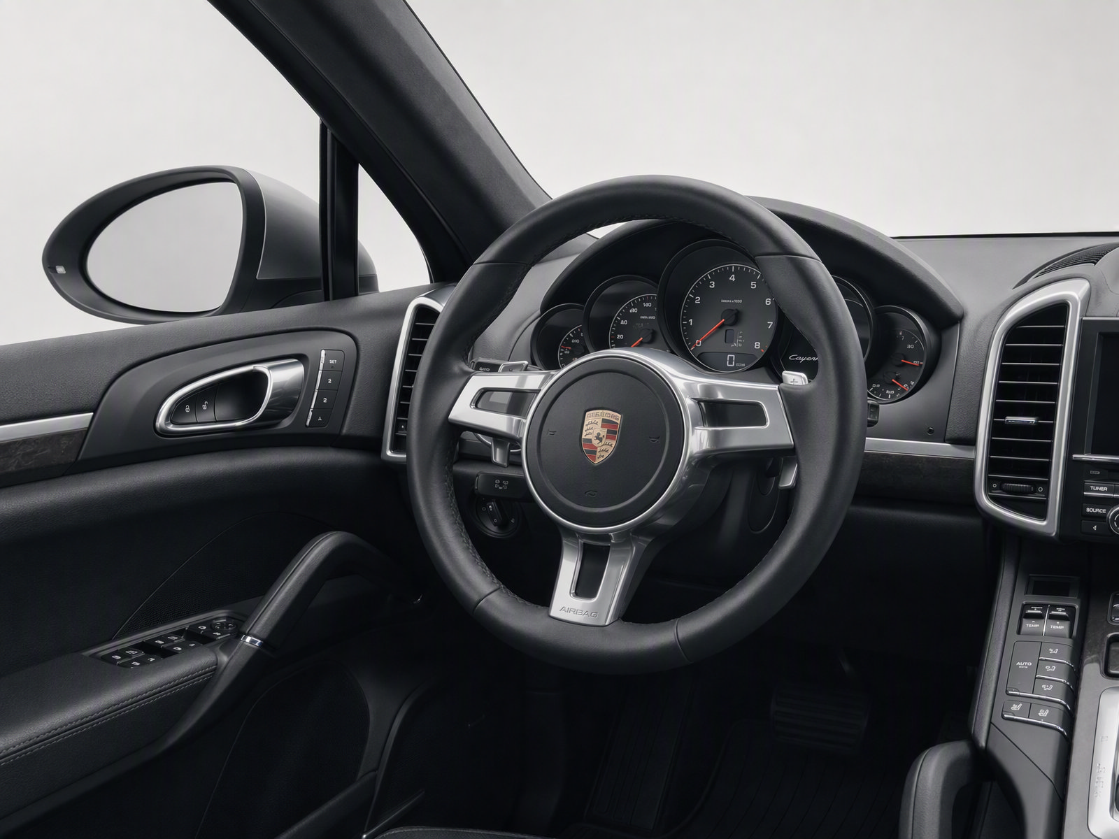 Used 2013 Porsche Cayenne GTS AWD/4WD image 14