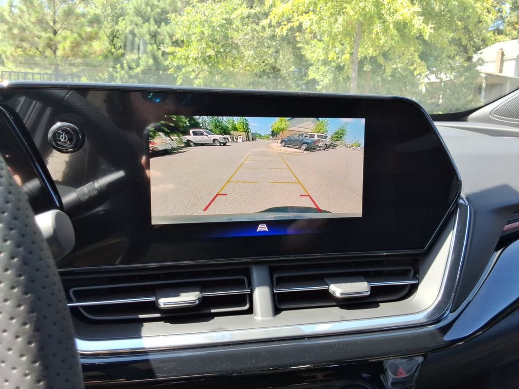 New 2026 Chevrolet Trax RS w/ Sunroof Package FWD image 29