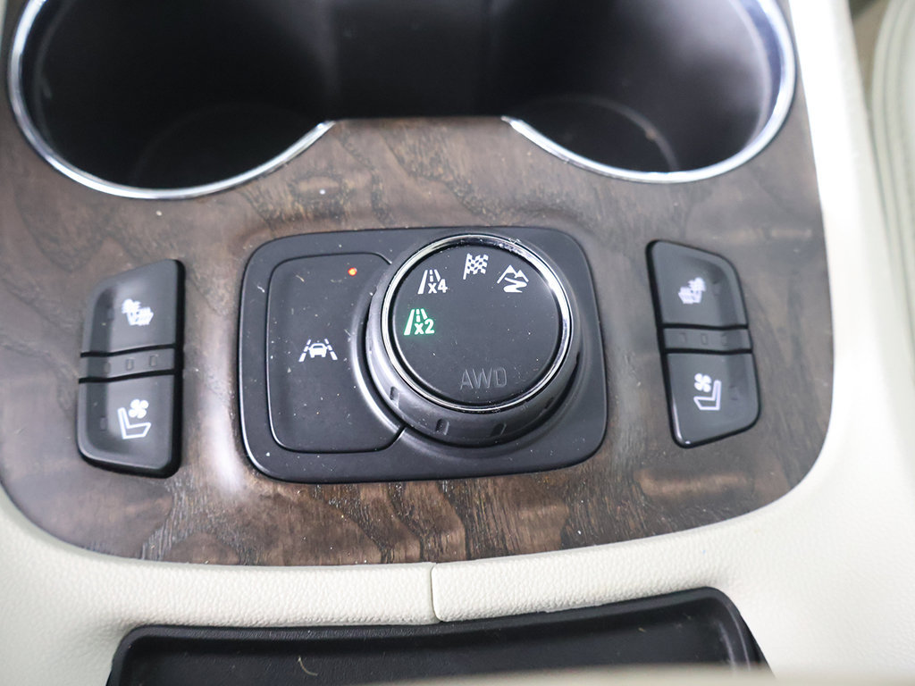 Used 2021 GMC Acadia Denali w/ Denali Technology Package AWD/4WD image 54
