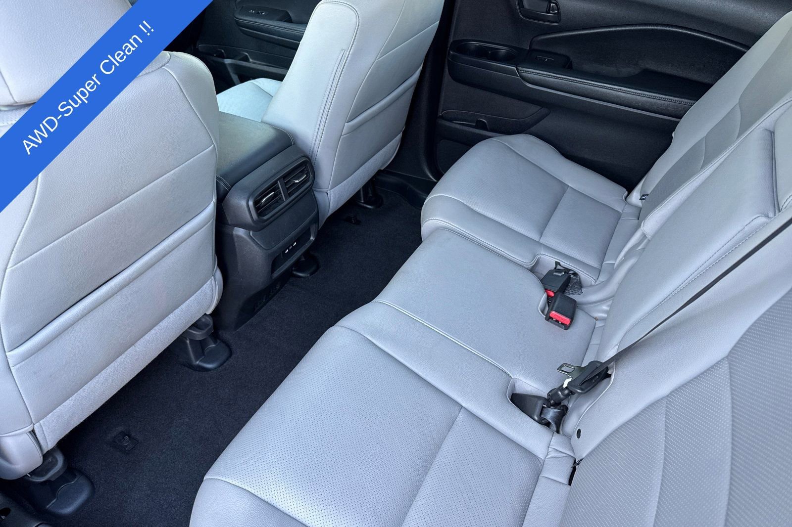 Used 2024 Honda Passport EX-L image 12