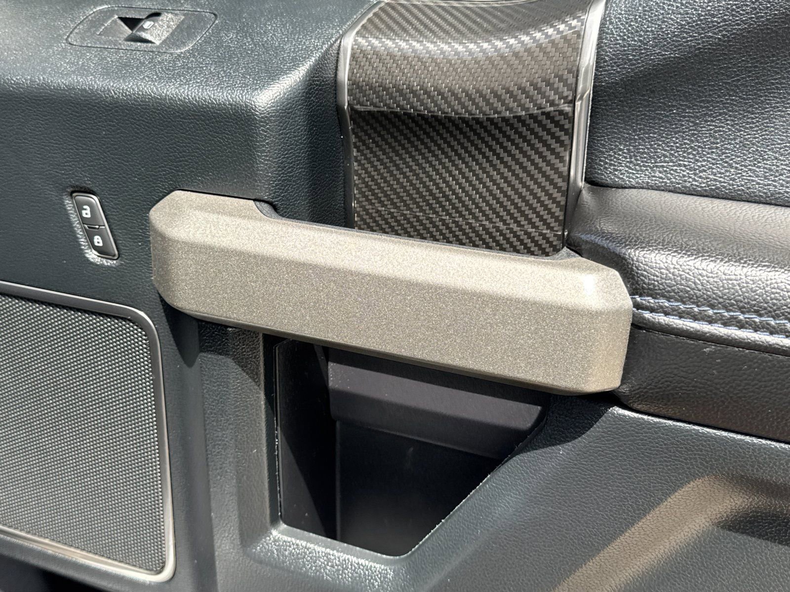 Used 2019 Ford F150 Raptor w/ Equipment Group 802A Luxury AWD/4WD image 19