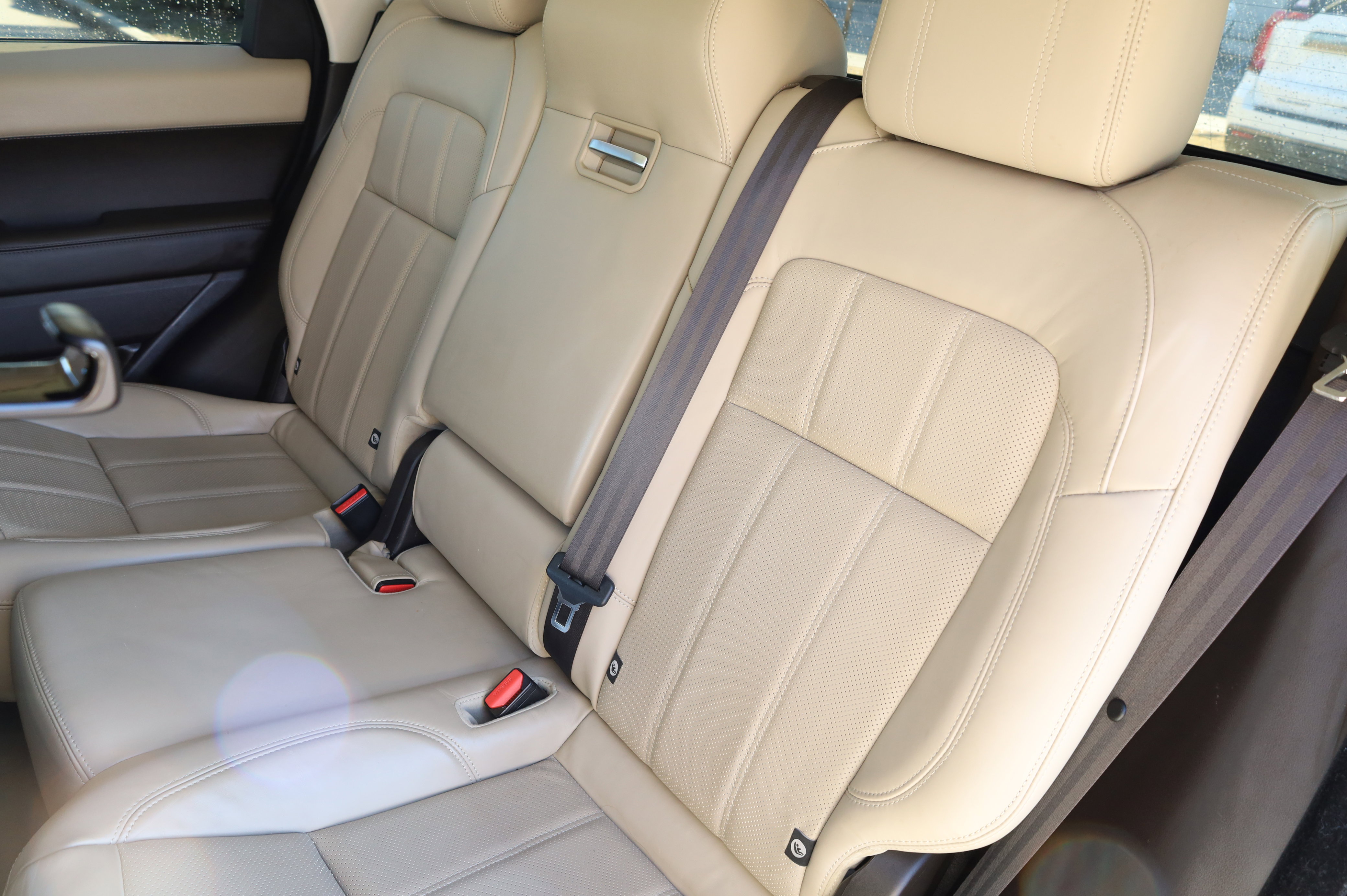 Used 2018 Land Rover Range Rover Sport Supercharged image 24