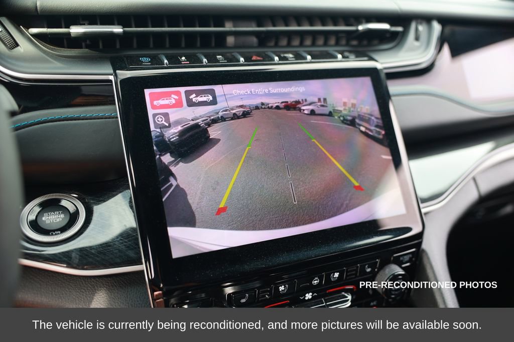 Used 2022 Jeep Grand Cherokee Trailhawk image 17