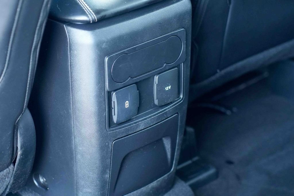Used 2023 Ford Explorer XLT w/ Equipment Group 202A AWD/4WD image 25