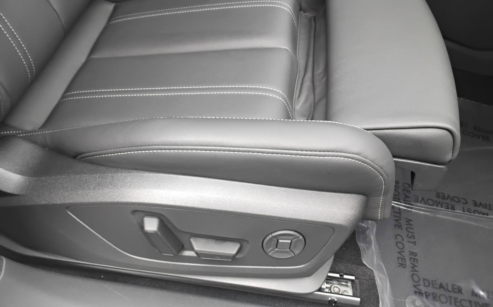 Certified 2025 Audi Q4 e-tron Premium Plus w/ Premium Plus image 25